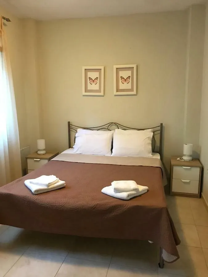Il Mondo Apartments スタブロス
