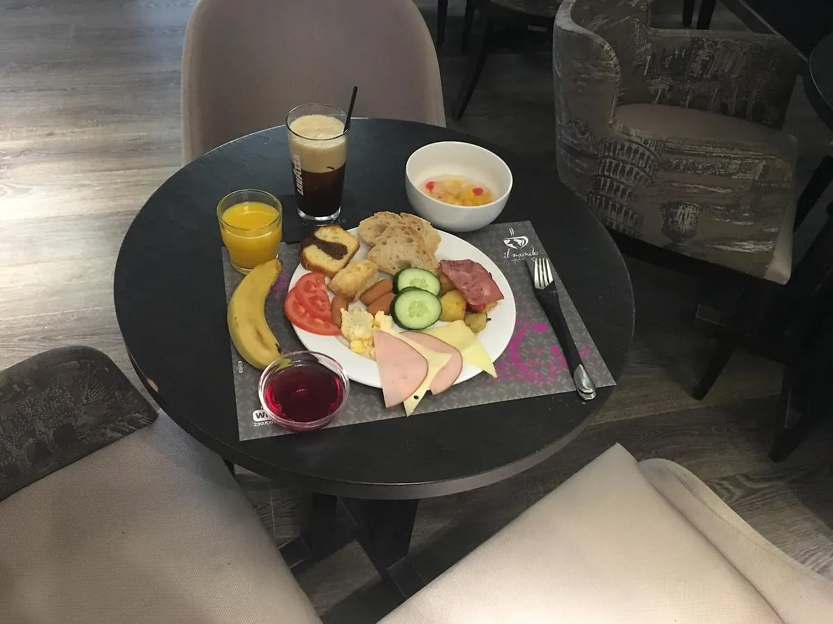 Il Mondo Apartments スタブロス