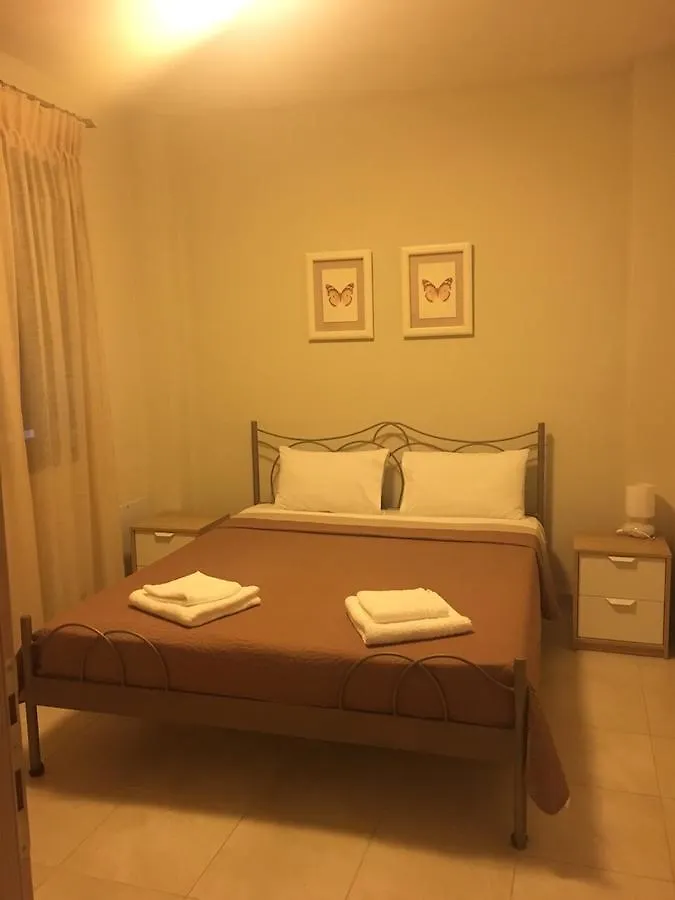 Il Mondo Apartments スタブロス